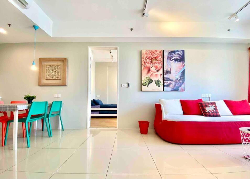 Tropicana 218 Macalister #wondercolor #infinity Pool #georgetown #5pax #2br 2bath #1king 1queen 1single #quality Well Maintained #private Host