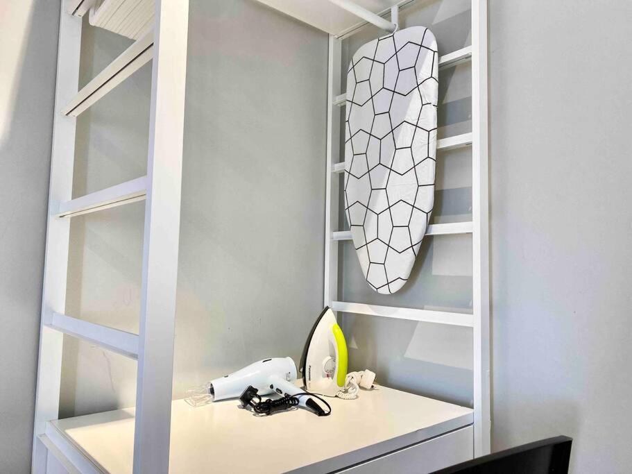 Tropicana 218 Macalister #wondercolor #infinity Pool #georgetown #5pax #2br 2bath #1king 1queen 1single #quality Well Maintained #private Host