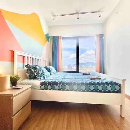 Tropicana 218 Macalister #Wondercolor #Infinity Pool #Georgetown #5Pax #2Br 2Bath #1King 1Queen 1Single #Quality Well Maintained #Private Host Exterior photo